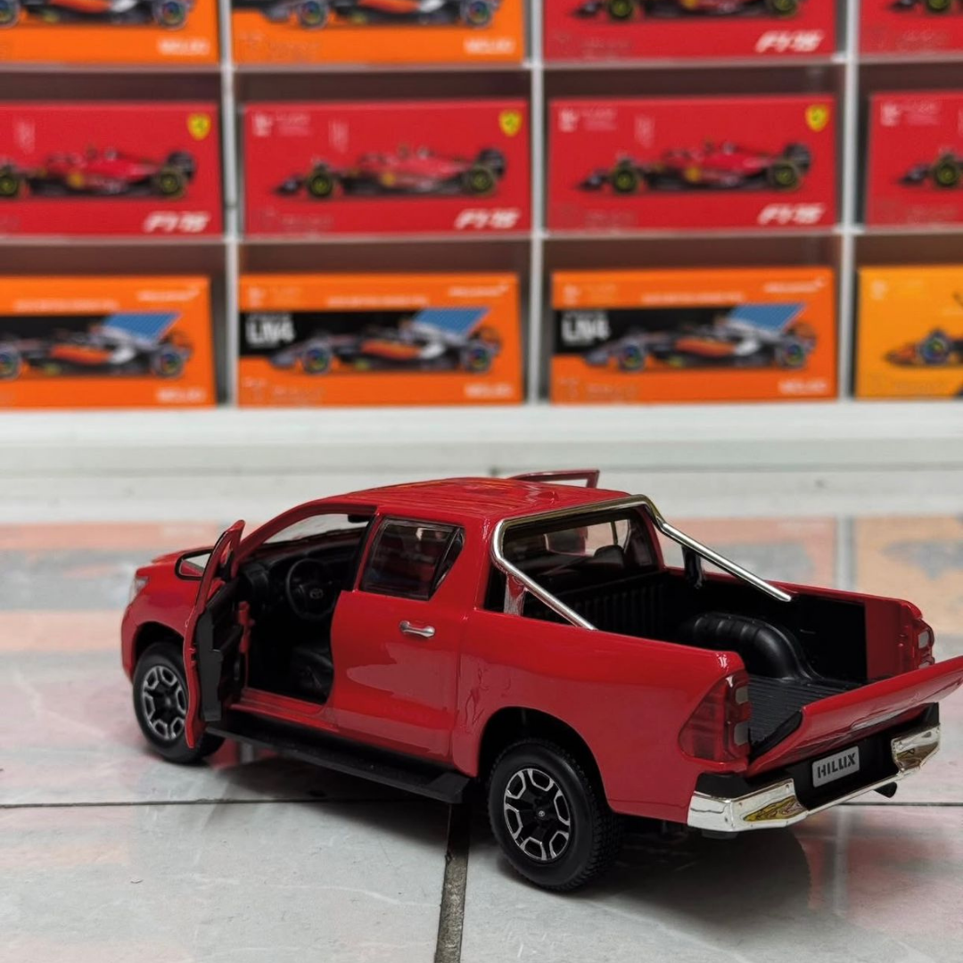 Toyota Hilux – Miniatura Colecionável Premium - Imagem 9