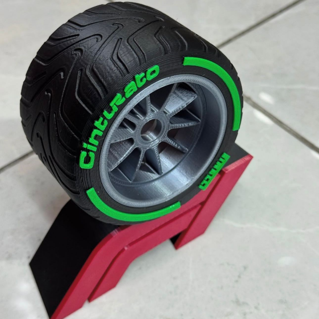 Pneu F1 Pirelli Decorativo – Item Colecionável - Imagem 2